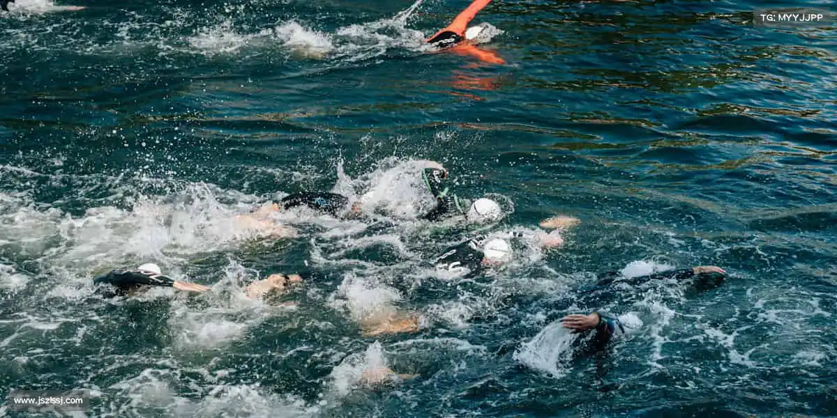 <strong>ued官网</strong>动起来，让生活充满力量感！🌟